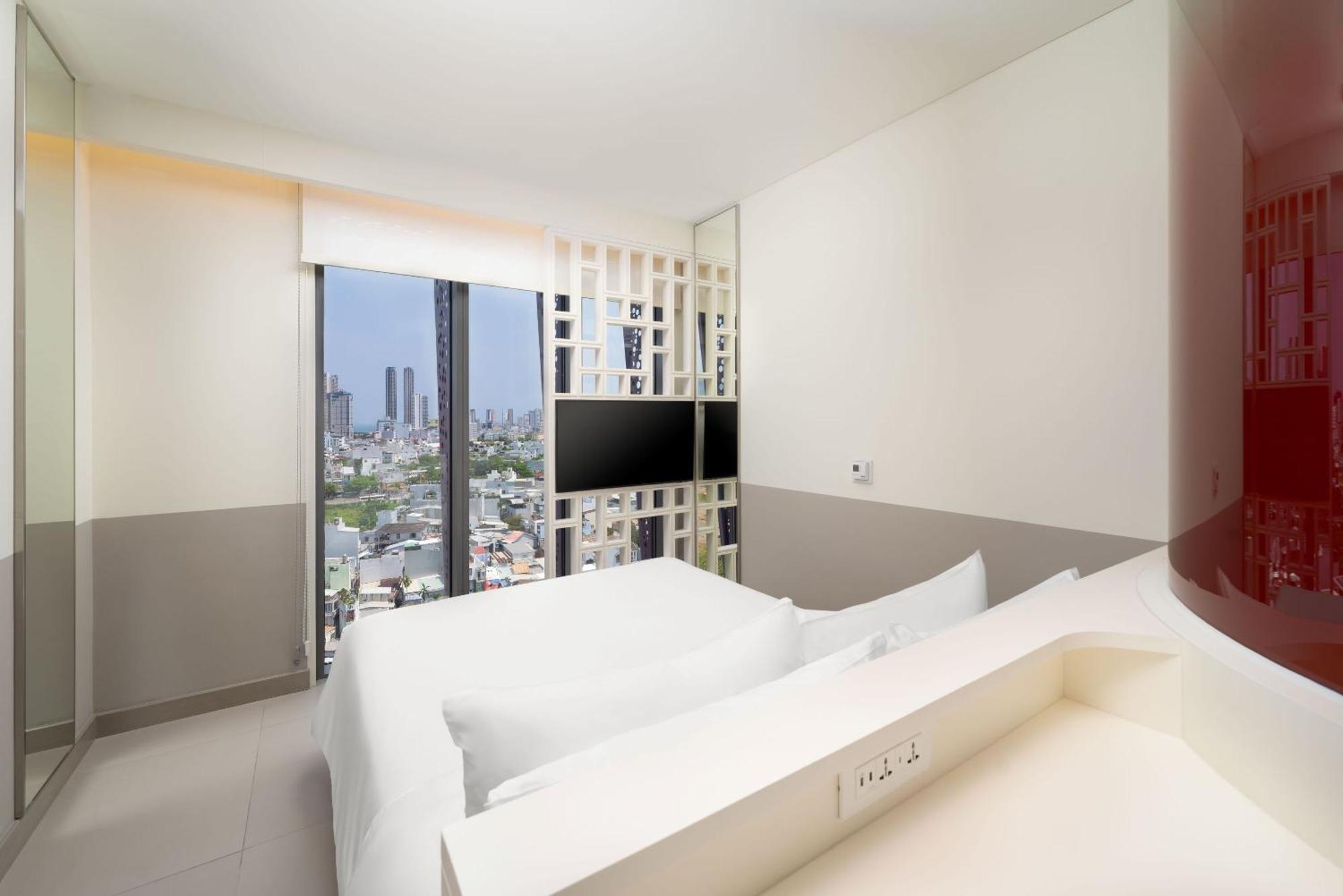 Hotel Wink Centre - 24hrs Lifestyle